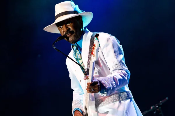 Larry Graham Performing Stage Music Concert — Stock Photo, Image