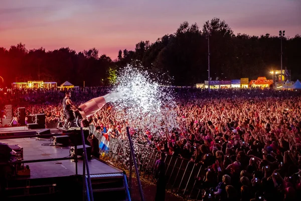 Rammstein Treedt Tijdens Een Muziekconcert — Stockfoto