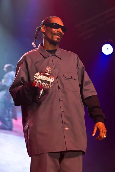 Snoop Dogg Actuando Escenario Durante Concierto Música —  Fotos de Stock