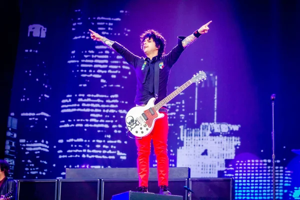 Green Day Występujący Scenie Podczas Koncertu — Zdjęcie stockowe