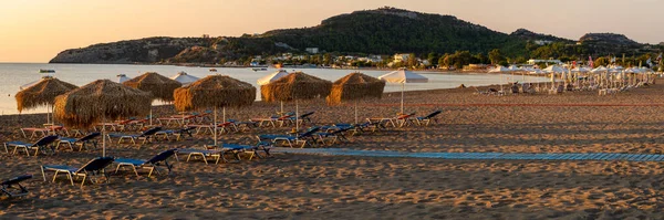 Rows Straw Umbrellas Sunbathing Beds Beach Rhodes Island Greece — Stock Photo, Image