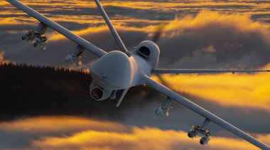 General Atomik MQ-9 Biçici İHA gün batımında dağların üzerinden uçuyor.