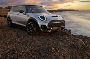 Mini John Cooper Çalışıyor Kulübü mükemmel bir eğlence aracı.