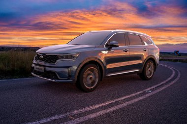 Yeni Kia Sorento Hybrid - Hibrit sürücülü SUV