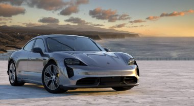 Elektrikli Porsche Taycan Turbo S 