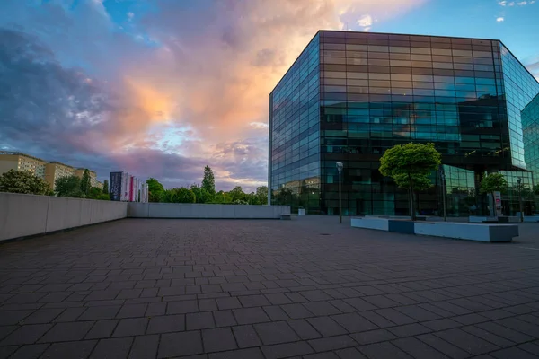 Moderní Kancelářská Budova Baltic Business Park Světle Krásného Západu Slunce — Stock fotografie