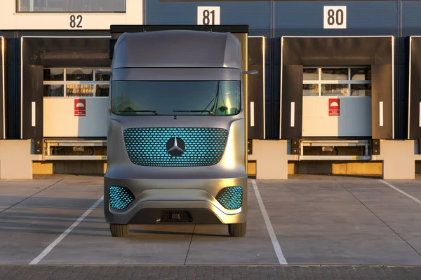 Autonomous Mercedes Benz Future Truck 2025 Truck — Stock Photo, Image