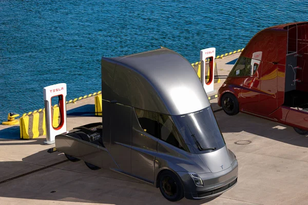 Tesla Semitruck Camions Électriques Dans Compresseur Tesla Charge — Photo