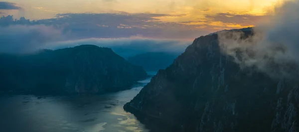 Eiserne Tore Der Donau Zwischen Serbien Und Rumänien — Stockfoto