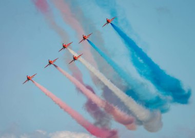 Polonya 'nın en güzel sahillerinden birinde gün doğumu. Gdynia-Orlowo