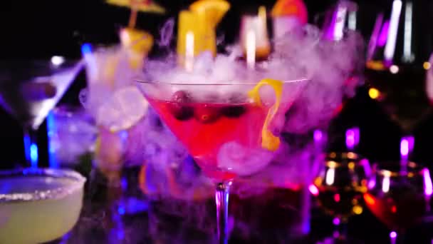 Cosmopolitan Drink Cranberries Bar Counter Close Bartender Show Prepared Cocktail — Stock Video