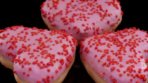 Concepto San Valentín Una Velada Romántica Para Dos Donuts Forma — Vídeos de Stock