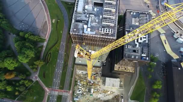Вид Строящийся Бизнес Небоскреб Строительство Современного Высотного Стеклянного Здания Многоэтажными — стоковое видео
