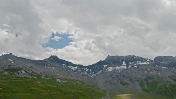 Timelapse Clouds Passing Mountains Stormy Clouds Touches Mountain Peaks Adelboden — Stockvideo