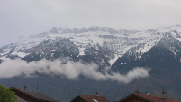 Timelapse Nuvens Nebulosas Sobre Montanhas Cantão Berna Berner Oberland Suíça — Vídeo de Stock