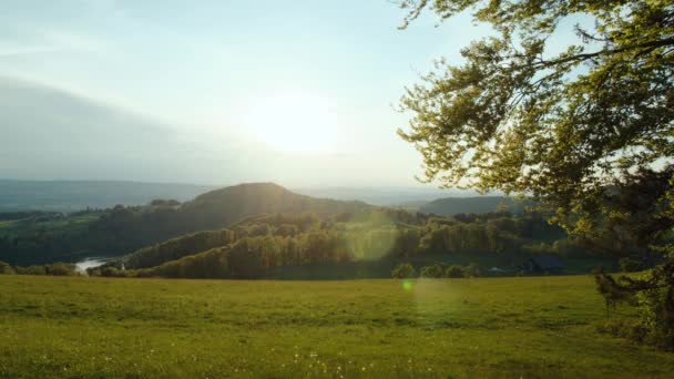 Time Lapse Coucher Soleil Nuages Passant Dessus Colline Albis Pass — Video