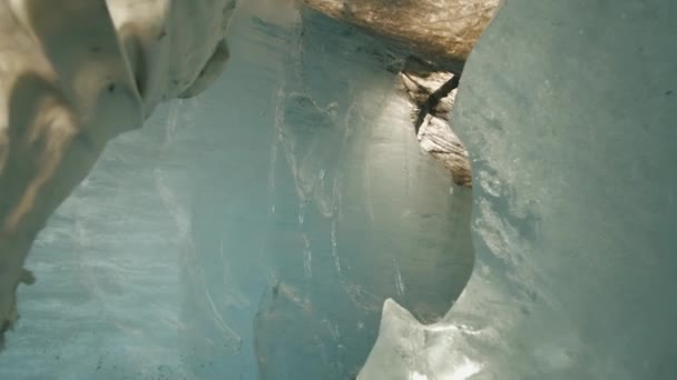 Tající Ledovec Ledová Jeskyně Rhone Glacier Švýcarsko — Stock video