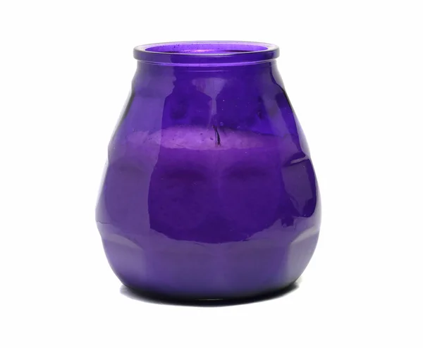 Интересная фиолетовая свеча в вазе — стоковое фото