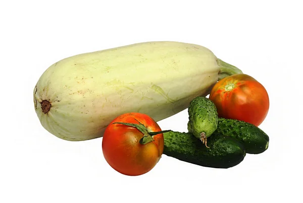 Courgettes, concombres et tomates isolés sur blanc — Photo