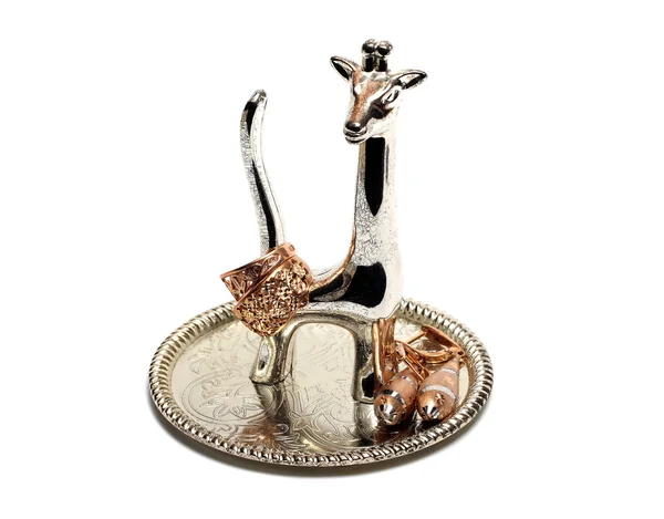 站在装饰中的一只长颈鹿形式 — 图库照片