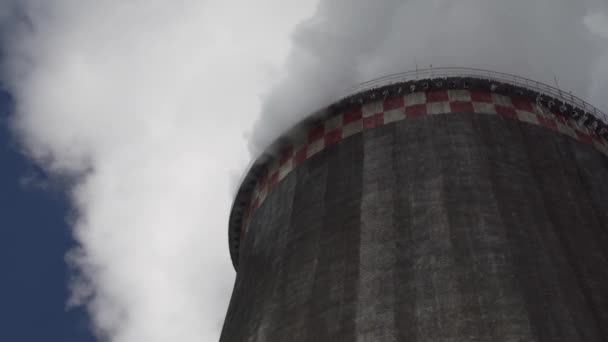 Erőmű Berendezése Elektromos Erőművek Fehér Füst Egy Csőből — Stock videók