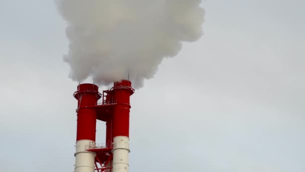 Central Eléctrica Equipo Las Estaciones Energía Eléctrica Humo Blanco Tubo — Vídeo de stock