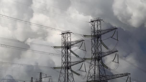 Central Eléctrica Equipo Las Estaciones Energía Eléctrica Humo Blanco Tubo — Vídeo de stock