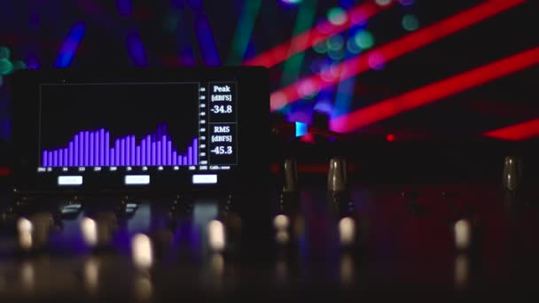 Equipamento Palco Musical Equalizador Analisador Luz Para Mostrar Fundo Colorido — Vídeo de Stock