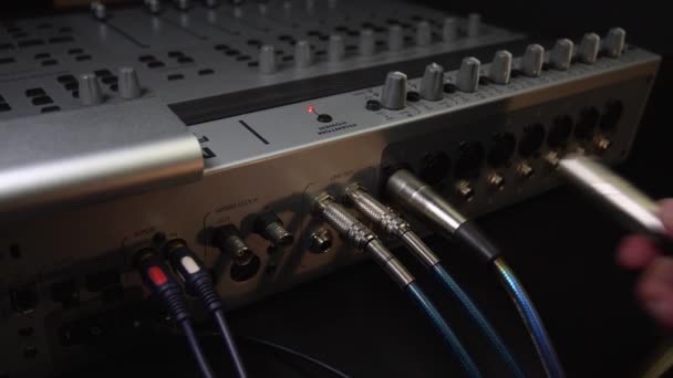 Preparación Panel Mezcla Sonido Para Funcionamiento Equipo Escenario Grabación Musical — Vídeo de stock