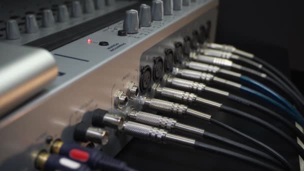 Preparación Panel Mezcla Sonido Para Funcionamiento Equipo Escenario Grabación Musical — Vídeo de stock