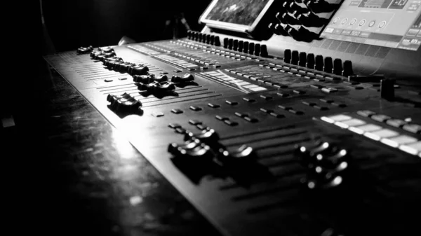 Sound Equipment Sound Engineer Works Sound Mixing Panel Show Professional — Stock Photo, Image