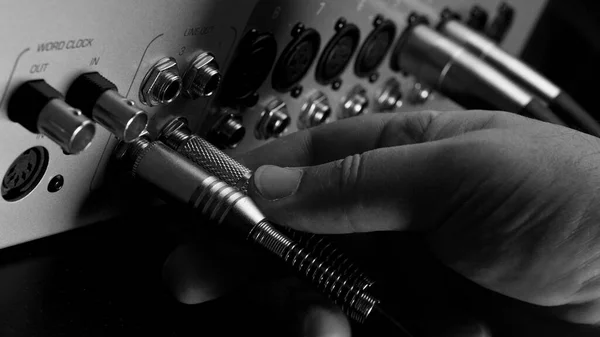 Şlem Için Ses Karıştırma Paneli Hazırlanıyor Müzik Kayıt Sahne Ekipmanı — Stok fotoğraf