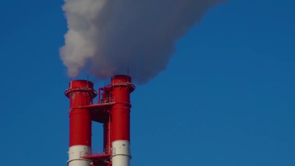 Central Eléctrica Equipo Las Estaciones Energía Eléctrica Humo Blanco Tubo — Vídeo de stock