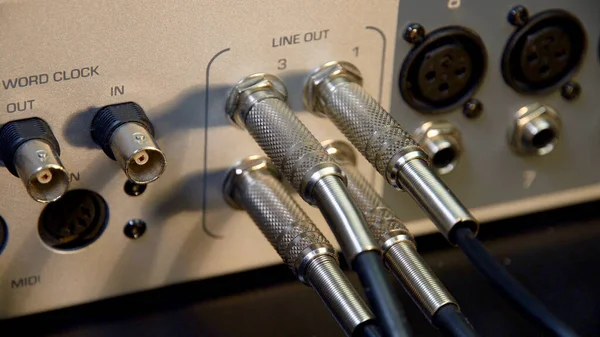 Ljudutrustning Ljudteknikern Jobbar Ljudblandningspanelen Show Professionell Musikutrustning — Stockfoto