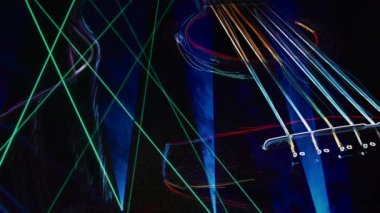 Duvar kağıdı. Renkli neon arkaplan. Neon ışığı gitarı 