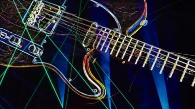Duvar kağıdı. Renkli neon arkaplan. Neon ışığı gitarı 