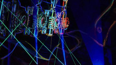 Duvar kağıdı. Renkli neon arkaplan. Neon ışığı gitarı 