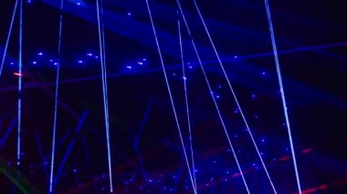 Kusursuz döngü videosu. Soyut neon ışık arkaplanı