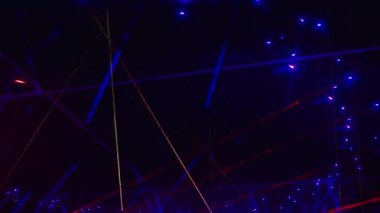 Soyut neon ışıklı arka plan. Duvar kağıdı. Sahne ışığı 