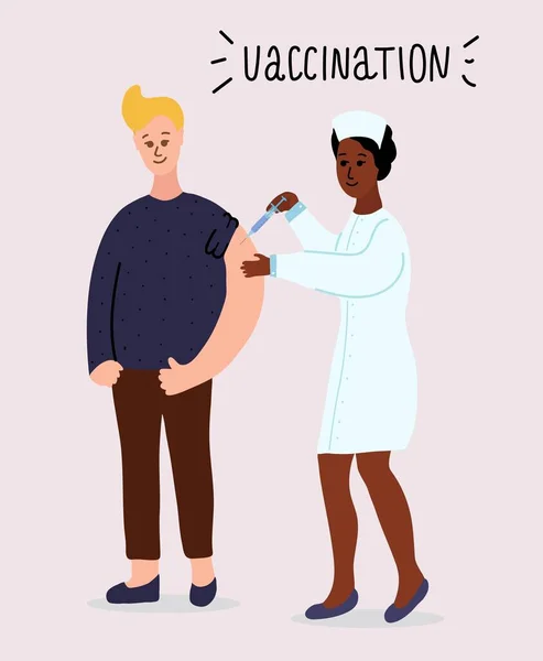 Afrikaanse zwarte verpleegster vaccineert blanke man. Routinevaccinatie. Bescherming tegen griep, coronavirus. Spuit, uniform. cartoon vector illustratie geïsoleerd op witte achtergrond — Stockvector