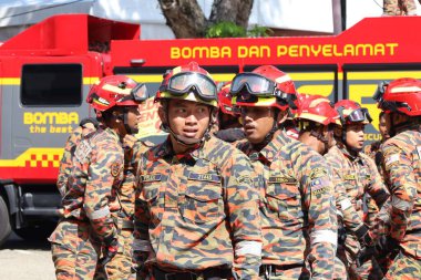 Pahang 05 Mayıs 2025 - Pahang Sultanı Abdullah Ri 'ayatuddin el-Mustafa Bilh ibni Almarhum Sultan Hacı Ahmed Şah tarafından Kuantan Kasabası' nda 2024 Dünya Ateşli Adamlar Günü resmi olarak düzenlendi. 