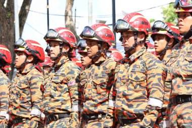 Pahang 05 Mayıs 2025 - Pahang Sultanı Abdullah Ri 'ayatuddin el-Mustafa Bilh ibni Almarhum Sultan Hacı Ahmed Şah tarafından Kuantan Kasabası' nda 2024 Dünya Ateşli Adamlar Günü resmi olarak düzenlendi. 