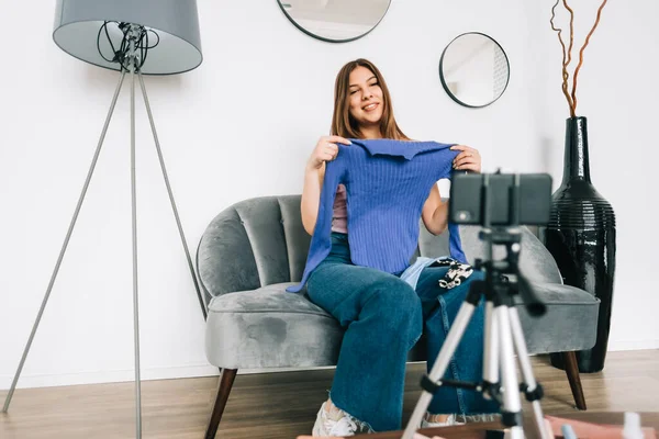 Attractive Caucasian Young Woman Video Blogger Showing New Clothing Her — Stock Photo, Image