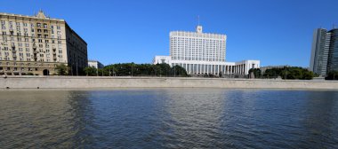 Binanın içinde Rusya Federasyonu hükümeti Moskova