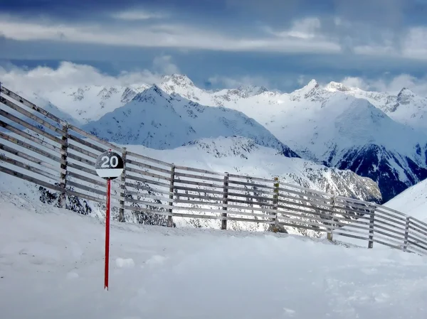 Snow covered Alps neighborhood — Stock Photo, Image