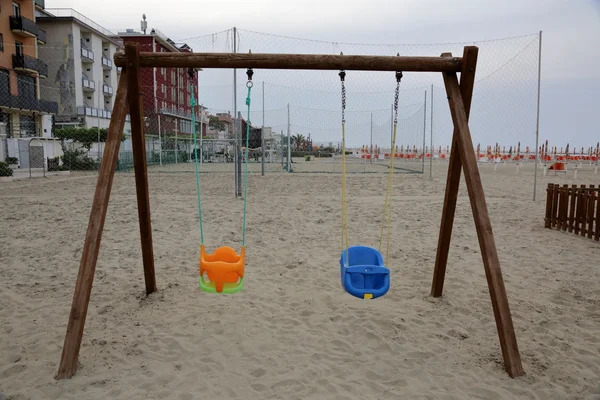 Lekplats på stranden — Stockfoto