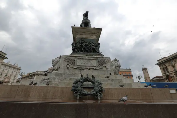 O monumento a Victor Emmanuel II em Milão, Itália — Fotografia de Stock