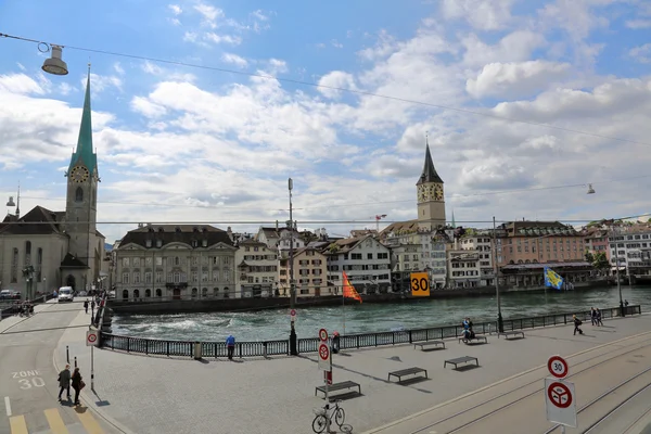 Zürich - den största staden i Schweiz — Stockfoto