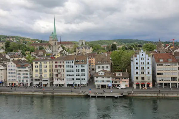 Zürich - den största staden i Schweiz — Stockfoto