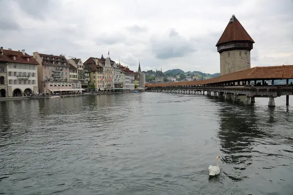 Lucern - krásné město ve Švýcarsku — Stock fotografie